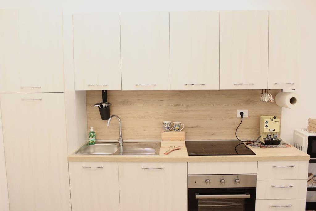 Hippocampus Apartment *